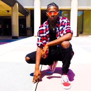 Meet your Posher, Xavier